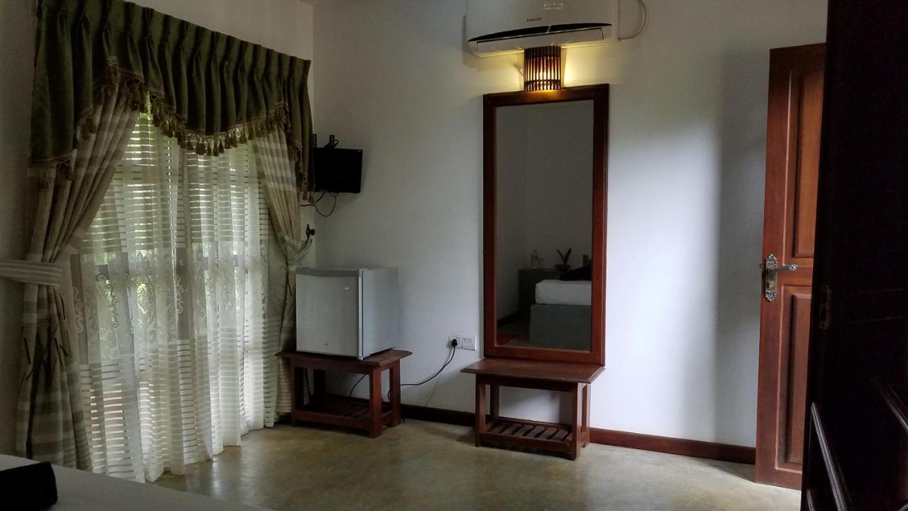 Sigiri Holiday Villa Сигирия Екстериор снимка
